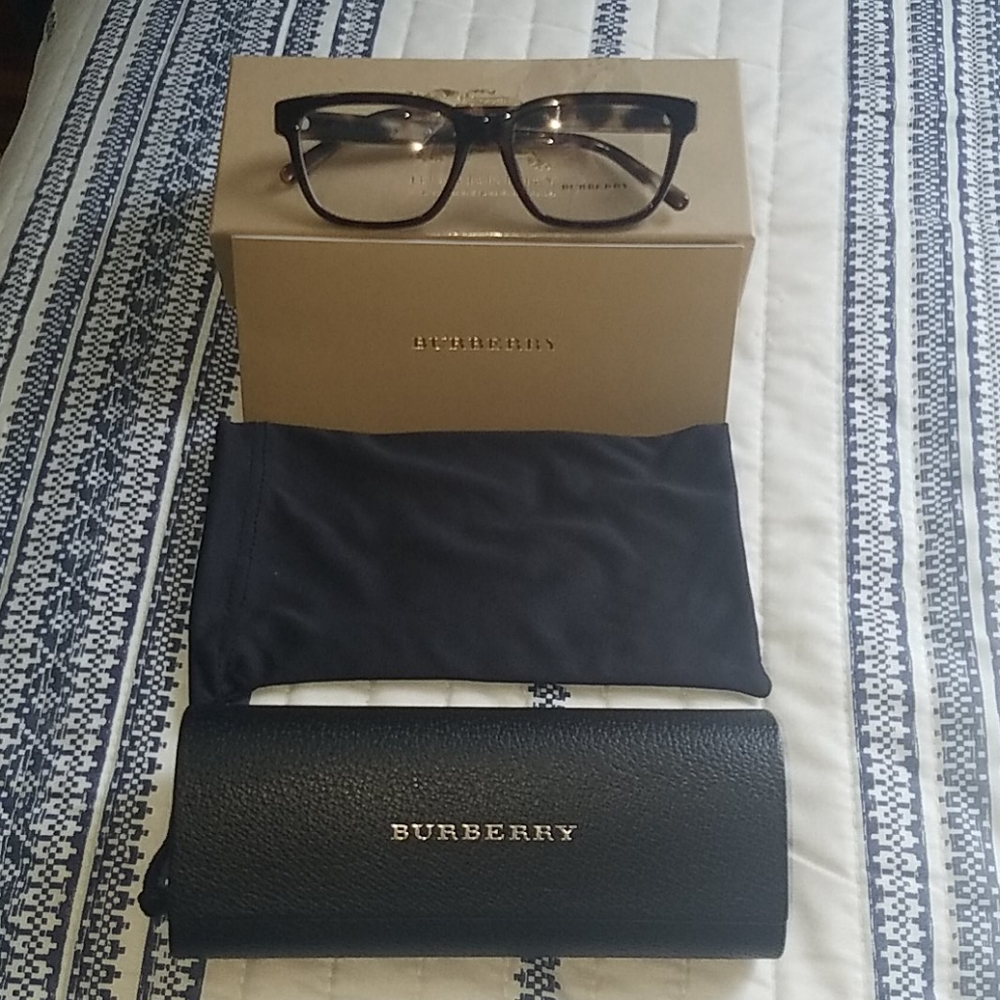 NIB Authentic Burberry Havana Square Eyeglasses
